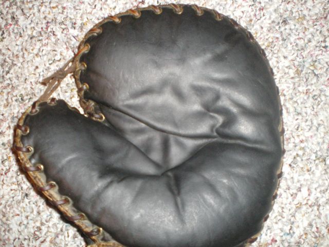 Goldsmith Basemitt Front